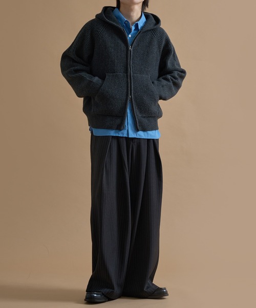 epnok（エプノック）の「メランジルーズニットジップフーディ（パーカー・メンズ・グレー/チャコールグレー/ダークブラウン/テラコッタ・SMALL/MEDIUM/LARGE）」の13枚目の写真