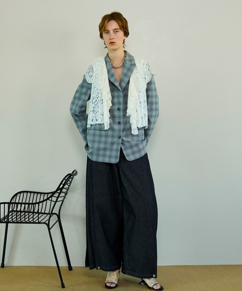 MAISON SPECIAL（メゾンスペシャル）の「Lace Vest Single Jacket/レースベストシングルジャケット（テーラードジャケット・レディース・ブラック/グレー/ベージュ・FREE）」の4枚目の写真