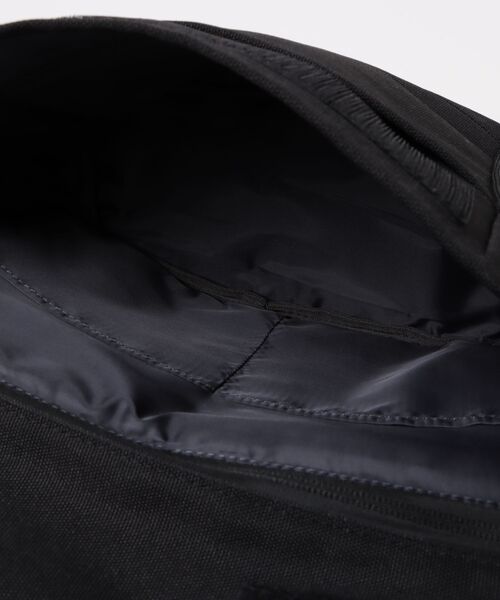 ZERO CRASH（ゼロクラッシュ）の「軽量ポリエステルメッセンジャーバッグ（メッセンジャーバッグ・メンズ・グレー/ブラック・ONE SIZE）」の5枚目の写真