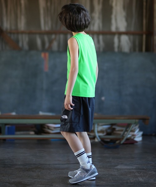THE NORTH FACE(ザノースフェイス)の「THE NORTH FACE ザ・ノース・フェイス タンクトップ NTJ12609(タンクトップ・キッズ・スモークグレー/グリーン/オレンジ・150cm/130cm/160cm/140cm)」の12枚目の写真