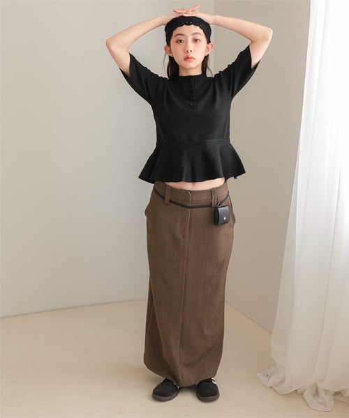 miette(ミエット)の「くるみ釦ペプラム半袖ニット(ニット/セーター・レディース・ブラック/キャメル/チャコール/ベージュ・L/M/S)」の6枚目の写真