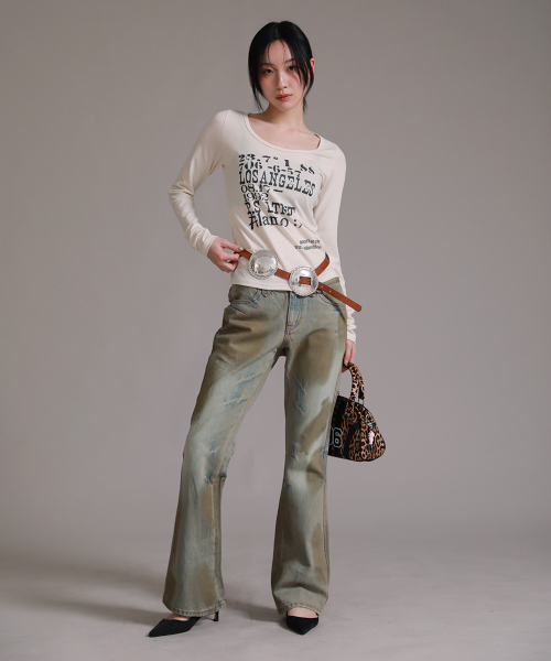 LIKE THE MOST（ライクザモースト）の「23.7 レタリングUネックTシャツ_クリーム（Tシャツ/カットソー・レディース・その他・L/S/M）」の3枚目の写真