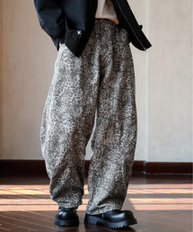 EFFECTION（エフェクション）の「【neos】レオパード カーブパンツ バルーン ワイドデニム 豹柄 ワイドパンツ メンズ レディース対応（デニムパンツ）」