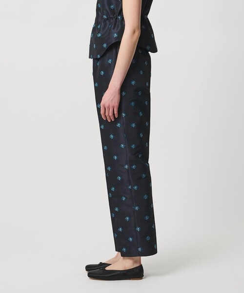 LOEFF(ロエフ)の「<LOEFF>ピンポンツリースポンジ ジャガード パンツ(その他パンツ・レディース・ネイビー・1/0)」の9枚目の写真