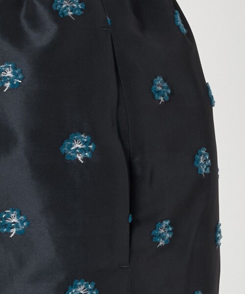 LOEFF(ロエフ)の「<LOEFF>ピンポンツリースポンジ ジャガード パンツ(その他パンツ・レディース・ネイビー・1/0)」の13枚目の写真
