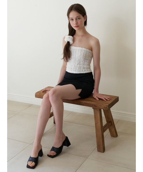 KINDABABY(カインダベイビー)の「lacy petal tube top - white(その他トップス・レディース・ホワイト・FREE)」の2枚目の写真