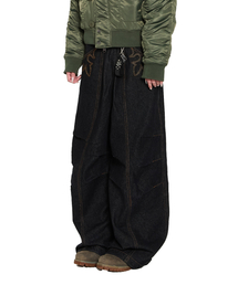 Knee Pin-Tuck Western Denim Pants (Black)