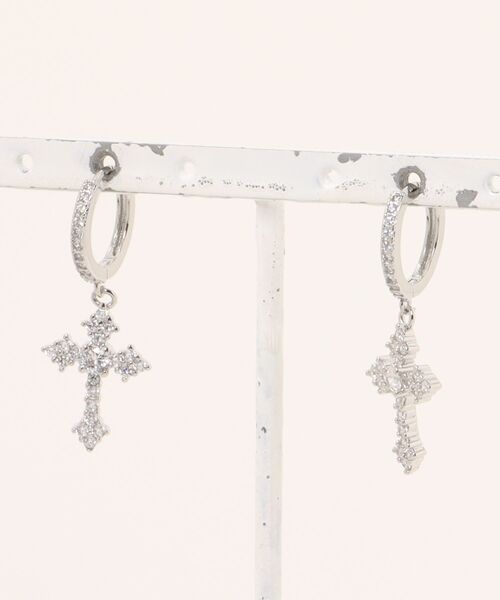 almo(アルモ)の「メンズ クロス ピアス ラインストーン ダイヤ風 ヒップホップ(BDS)(ピアス(両耳用)・メンズ・ゴールド/シルバー・FREE)」の1枚目の写真