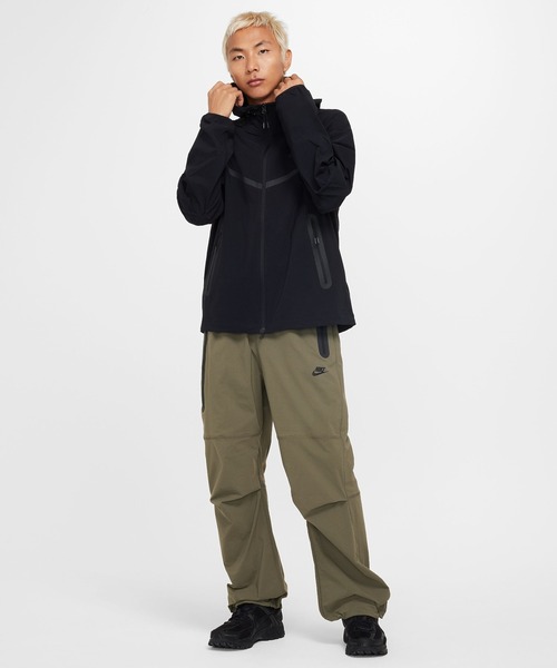 NIKE(ナイキ)の「NIKE Tech WR Full-Zip Woven Jacket IU7635(パーカー・メンズ・ブラック・M/L)」の10枚目の写真