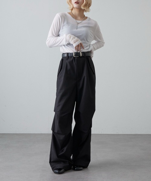 Lui's（ルイス）の「パラシュートスラックスパンツ（カーゴパンツ・レディース・ベージュ/ブラック/チャコールグレー・FREE）」の14枚目の写真