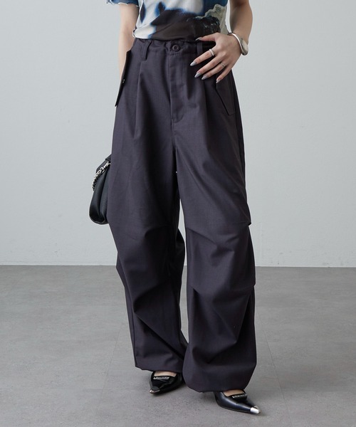 Lui's（ルイス）の「パラシュートスラックスパンツ（カーゴパンツ・レディース・ベージュ/ブラック/チャコールグレー・FREE）」の16枚目の写真