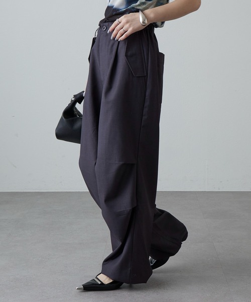 Lui's（ルイス）の「パラシュートスラックスパンツ（カーゴパンツ・レディース・ベージュ/ブラック/チャコールグレー・FREE）」の18枚目の写真