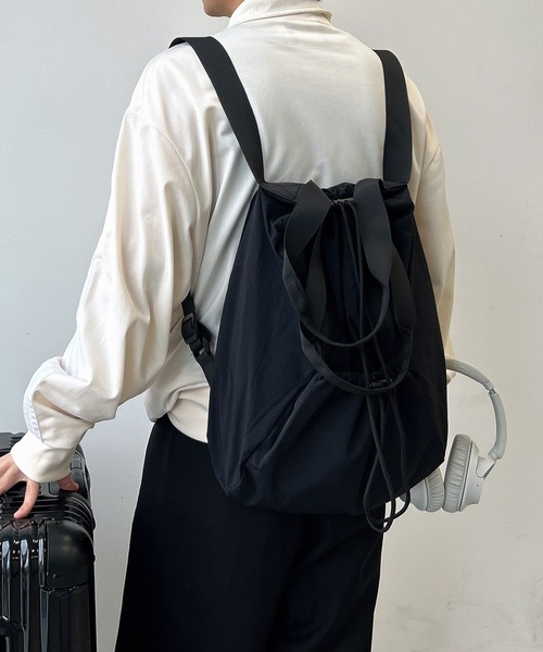 UNDERSTATEMENTs（アンダーステイトメント）の「【ユニセックス】ナイロンテックドローコードナップサック（バックパック/リュック・メンズ・レッド/オフホワイト/ブラック・FREE）」の18枚目の写真