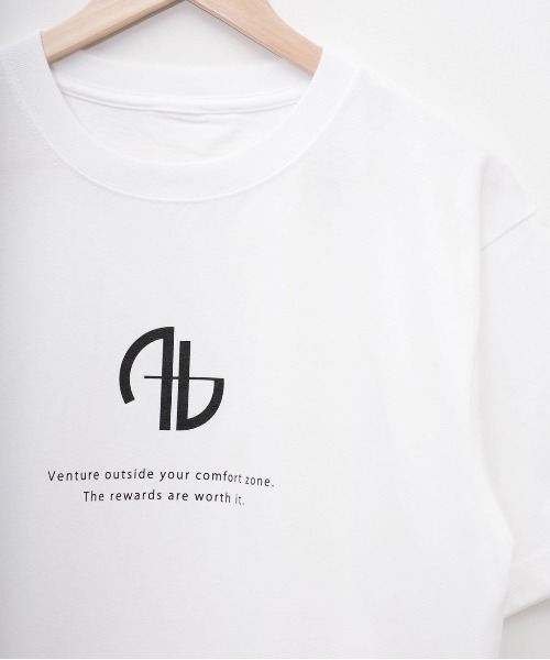 A blends(エイブレンズ)の「A blends モダンロゴクルーネックTシャツ(Tシャツ/カットソー・メンズ・ブラック/ホワイト・MEDIUM/LARGE/X-LARGE)」の4枚目の写真
