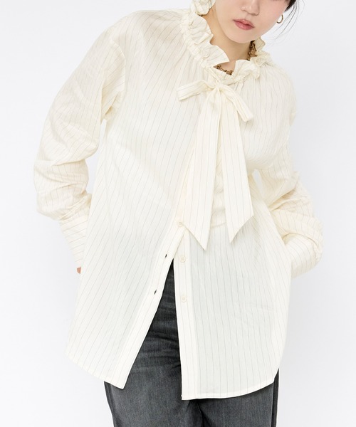 Ezick(エジック)の「Pinstripe frill bow-tie blouse ピンストライプフリルネックブラウス(シャツ/ブラウス・レディース・ピンク/オフホワイト・FREE)」の5枚目の写真