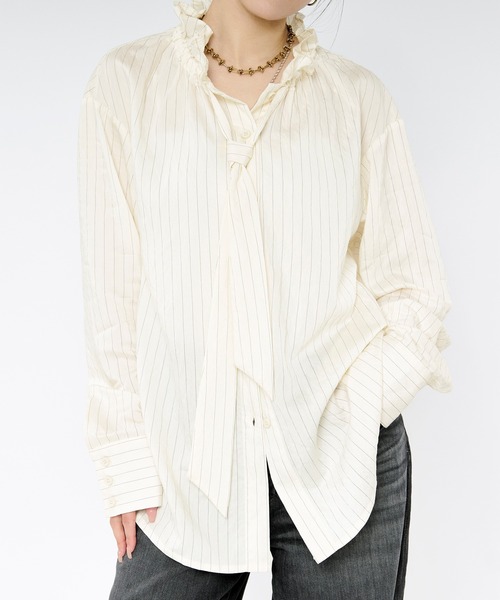 Ezick(エジック)の「Pinstripe frill bow-tie blouse ピンストライプフリルネックブラウス(シャツ/ブラウス・レディース・ピンク/オフホワイト・FREE)」の16枚目の写真