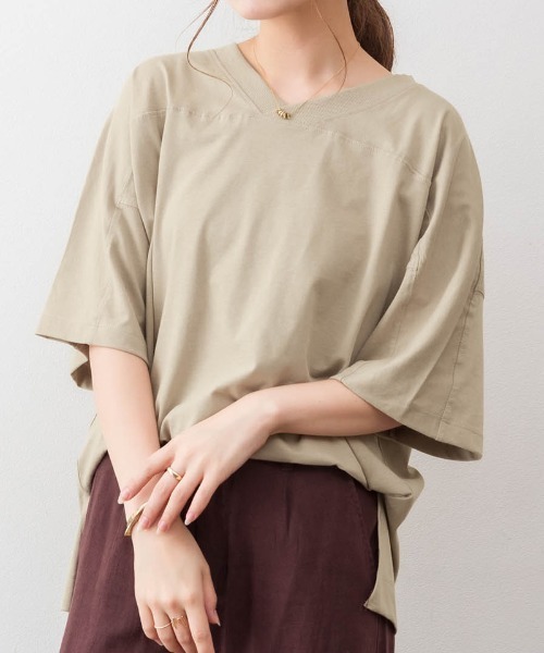 aity(アイティ)の「M-5L 前後2wayビッグTシャツ 夏服(Tシャツ/カットソー・レディース・オフホワイト/ブラック/グレイッシュベージュ/杢グレー・4L~5L/LL~3L/M~L)」の1枚目の写真