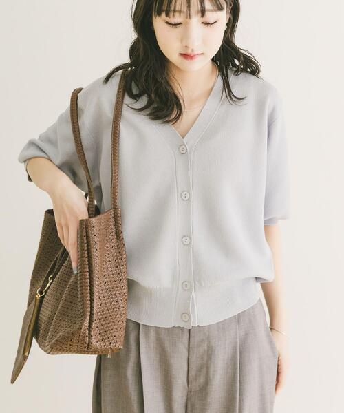 ITEMS URBANRESEARCH(アイテムズ アーバンリサーチ)の「Vネックハーフスリーブニットカーディガン(カーディガン/ボレロ・レディース・シルバー/ブラウン/イエロー系その他・FREE)」の4枚目の写真