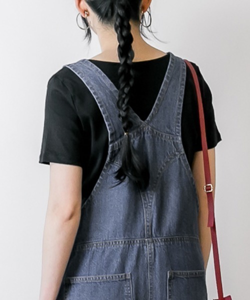 RCD(アールシーディー)の「UネックコンパクトコットンTシャツ(Tシャツ/カットソー・レディース・グレイッシュベージュ/ブラック/オフホワイト/カーキ・LL/L/M)」の9枚目の写真