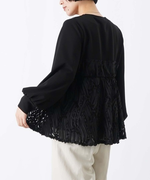 LUCA/LADY LUCK LUCA(ルカ/レディラックルカ)の「LC/LLL テープ刺繍レイヤード風プルオーバー(Tシャツ/カットソー・レディース・ブラック/オフホワイト・FREE)」の4枚目の写真