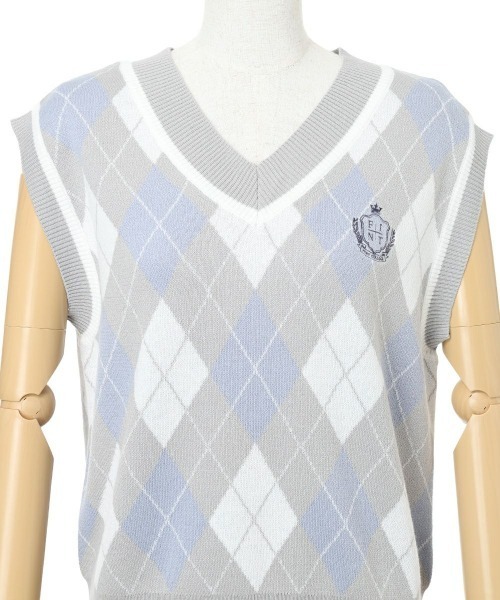 F i.n.t（フィント）の「エンブレム刺繍アーガイルニットベスト/fint フィント（ベスト・レディース・ライトピンク/ライトグレー・FREE）」の15枚目の写真