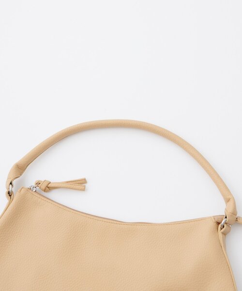 DISCOAT(ディスコート)の「サイドベルトホーボーバッグ(ハンドバッグ・レディース・キャメル/ベージュ/ブラック・FREE)」の19枚目の写真