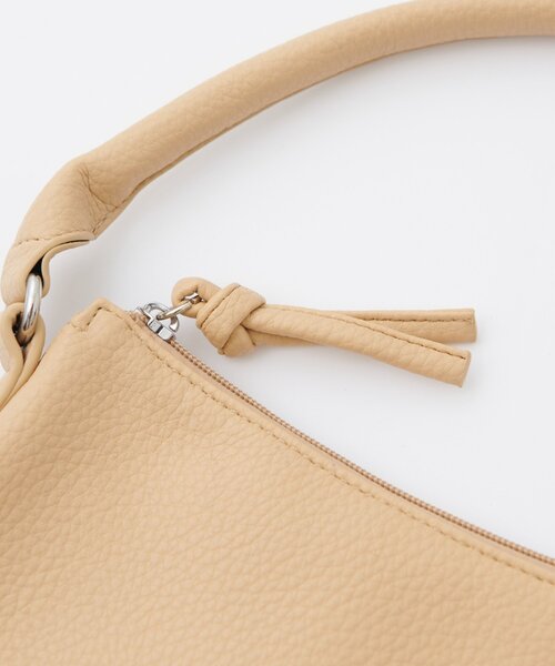 DISCOAT(ディスコート)の「サイドベルトホーボーバッグ(ハンドバッグ・レディース・キャメル/ベージュ/ブラック・FREE)」の20枚目の写真