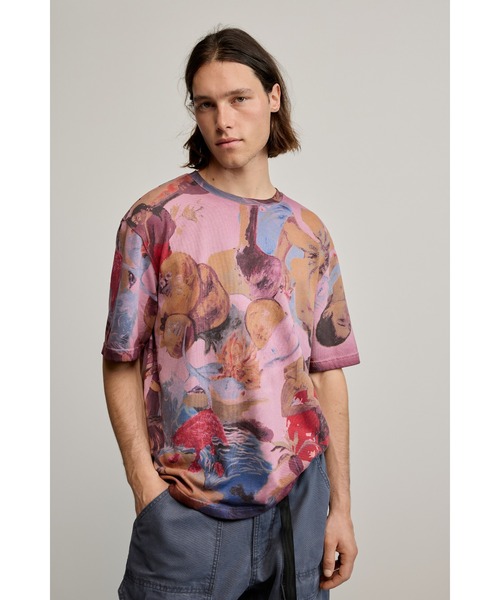 Desigual(デシグアル)の「アブストラクト ペインティング プリント Tシャツ(Tシャツ/カットソー・メンズ・レッド・XL/L/M/S)」の2枚目の写真