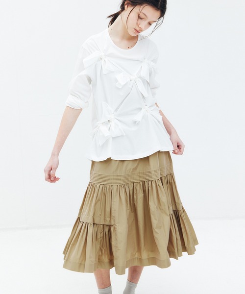 LE CIEL BLEU（ルシェルブルー）の「タフタギャザーミディスカート / Taffeta Gathered Midi Skirt（スカート・レディース・ネイビー/ベージュ・36/34）」の5枚目の写真