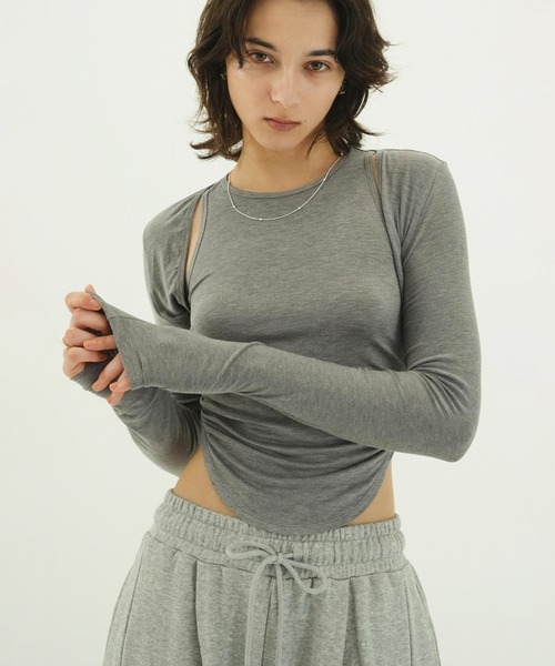 CLANE(クラネ)の「MANY CONVERTIBLE CUT TOPS(Tシャツ/カットソー・レディース・ホワイト/グレー・2/1)」の2枚目の写真