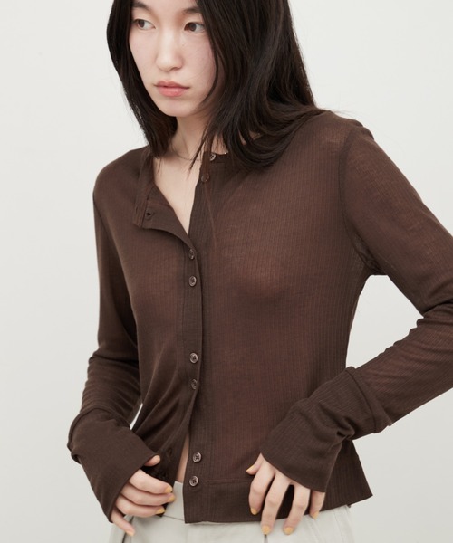 OFROOM（オフルーム）の「Sheer Rib Skin Cardigan｜シアーリブスキンカーディガン（カーディガン/ボレロ・レディース・ブラウン/チャコール/ブラック/ホワイト/イエロー・FREE）」の4枚目の写真
