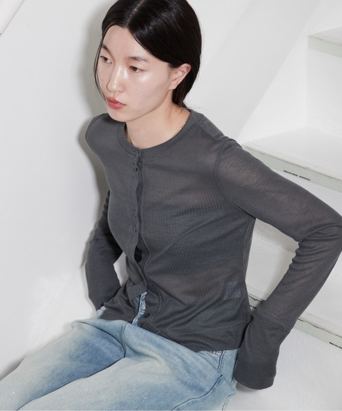 OFROOM（オフルーム）の「Sheer Rib Skin Cardigan｜シアーリブスキンカーディガン（カーディガン/ボレロ・レディース・ブラウン/チャコール/ブラック/ホワイト/イエロー・FREE）」の11枚目の写真
