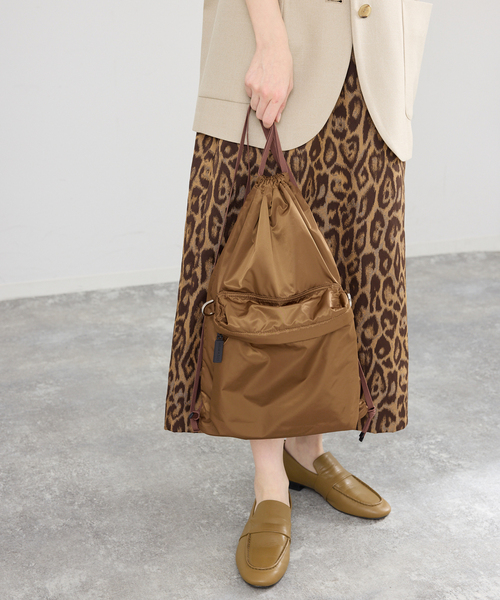 IENA（イエナ）の「NOMADIS/ノマディス LATT BAG バッグ 26SS-N222-0（バックパック/リュック・レディース・グリーン/キャメル/ブラック・FREE）」の6枚目の写真