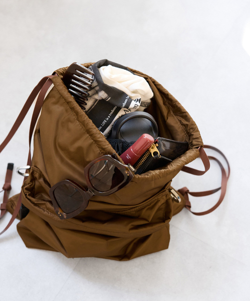 IENA（イエナ）の「NOMADIS/ノマディス LATT BAG バッグ 26SS-N222-0（バックパック/リュック・レディース・グリーン/キャメル/ブラック・FREE）」の9枚目の写真