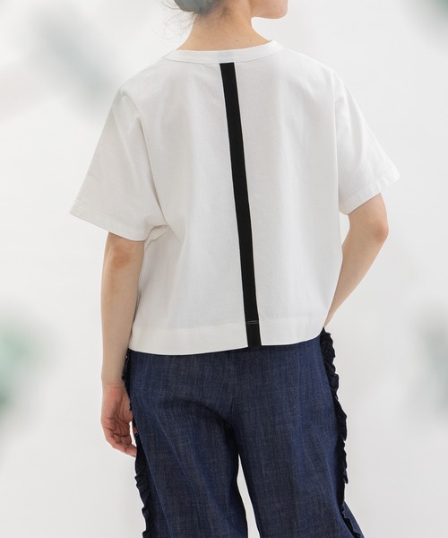 nop de nod(ノップドゥノッド)の「Cloche USコットンkukkaプリントTシャツ(Tシャツ/カットソー・レディース・オフホワイト/シルバー/ブラック・3)」の8枚目の写真