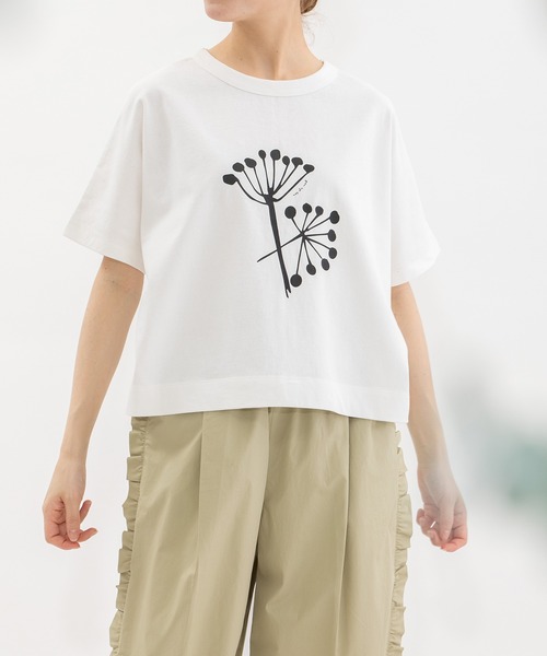 nop de nod(ノップドゥノッド)の「Cloche USコットンkukkaプリントTシャツ(Tシャツ/カットソー・レディース・オフホワイト/シルバー/ブラック・3)」の14枚目の写真