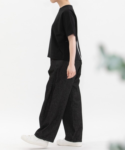 nop de nod(ノップドゥノッド)の「Cloche USコットンkukkaプリントTシャツ(Tシャツ/カットソー・レディース・オフホワイト/シルバー/ブラック・3)」の20枚目の写真