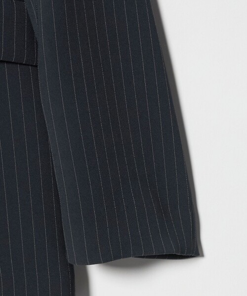 UNITED ARROWS（ユナイテッドアローズ）の「Drapy ピンストライプ テーラード ジャケット（テーラードジャケット・レディース・その他1・38/36）」の4枚目の写真