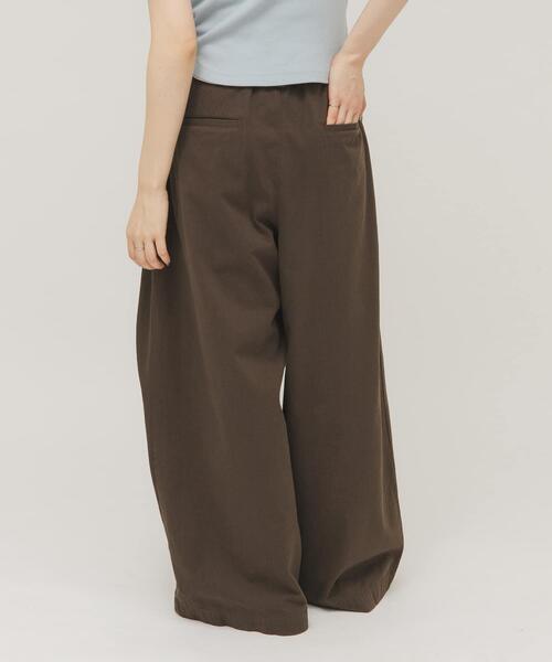 KBF（ケイビーエフ）の「タックデザインツイルパンツ（その他パンツ・レディース・ブラック/アイボリー/ブラウン・ONE）」の21枚目の写真