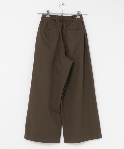 KBF（ケイビーエフ）の「タックデザインツイルパンツ（その他パンツ・レディース・ブラック/アイボリー/ブラウン・ONE）」の4枚目の写真