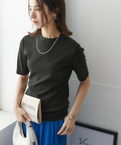 nissen(ニッセン)の「UVカット綿100%フライス素材プチハイネック5分袖Tシャツ<大きいサイズ有>(Tシャツ/カットソー・レディース・オフホワイト/グレー系/ブルー/ブラック/グリーン/ピンク・S/M/L/LL/3L)」の3枚目の写真