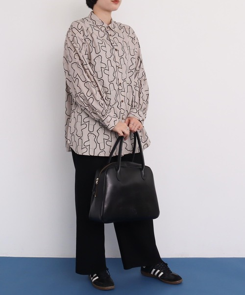I am I in fact...(アイアムアイインファクト)の「_MOSS BOSTON BAG <Large>(ボストンバッグ・レディース・ブラック・FREE)」の7枚目の写真