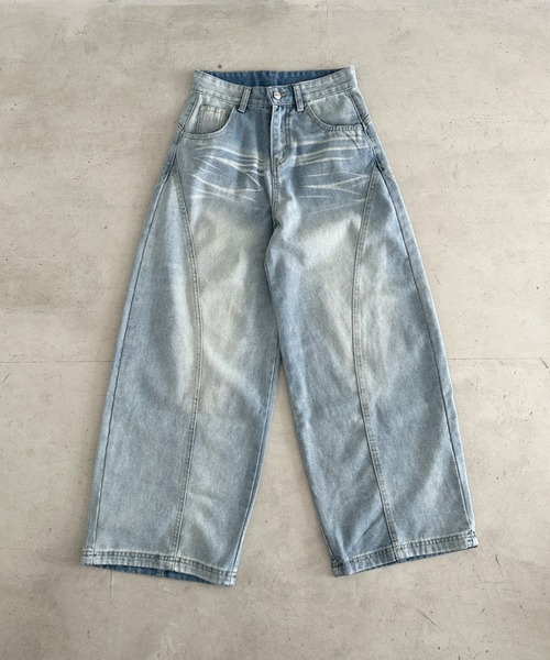 Bamm(バム)の「ヴィンテージ加工ワイドデニムパンツ(デニムパンツ・レディース・ライトブルー/ブルー・M)」の10枚目の写真
