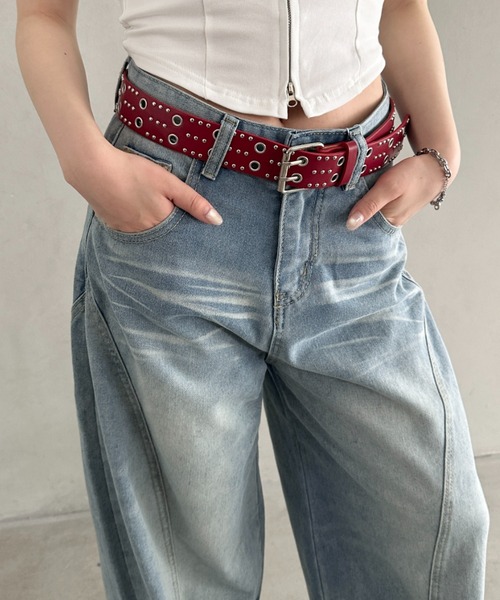 Bamm(バム)の「ヴィンテージ加工ワイドデニムパンツ(デニムパンツ・レディース・ライトブルー/ブルー・M)」の4枚目の写真