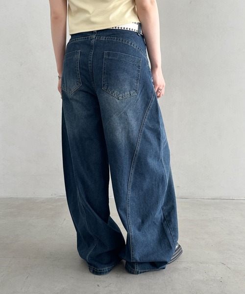 Bamm(バム)の「ヴィンテージ加工ワイドデニムパンツ(デニムパンツ・レディース・ライトブルー/ブルー・M)」の18枚目の写真