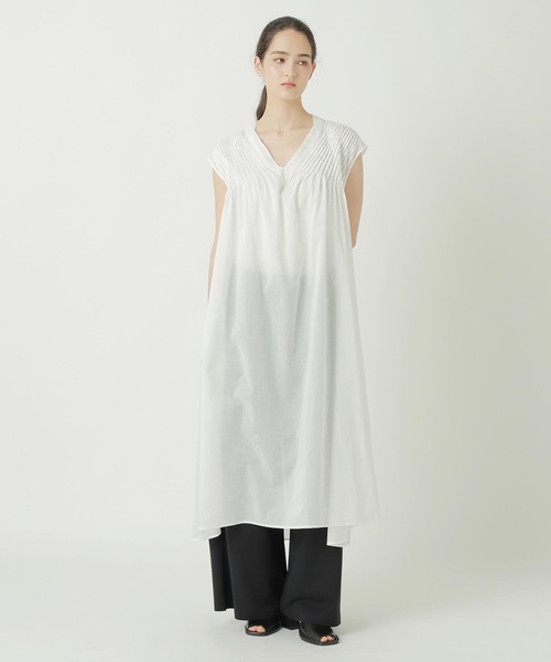 ZUCCa(ズッカ)の「COTTON LAWN / S(ワンピース・レディース・ダークグレー/ホワイト/ライトグリーン・M size)」の2枚目の写真