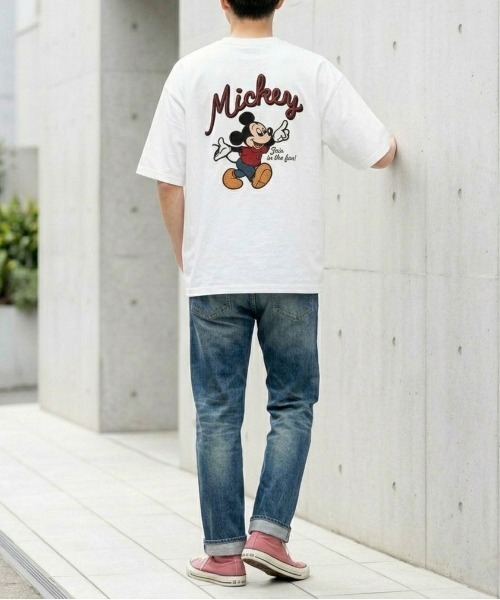 Disney(ディズニー)の「【DISNEY/ディズニー】ミッキーマウス サガラ刺繍半袖Tシャツ/ユニセックス(Tシャツ/カットソー・メンズ・スミクロ/サックスブルー/グレイッシュベージュ/オフホワイト・LARGE/MEDIUM)」の13枚目の写真