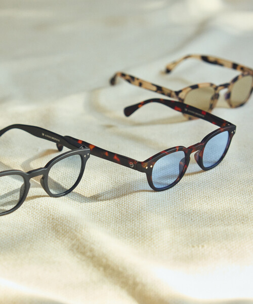 IZIPIZI(イジピジ)の「IZIPIZI/イジピジ SUN LIGHT COLOR #E ファッション用グラス(サングラス・レディース・チャコールグレー/ブラウン/ブラウン系その他/ブラック/ベージュ・ONE SIZE)」の12枚目の写真