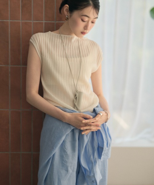 LAULEN(ローレン)の「sheer rib french sleeve knit /シアーリブフレンチスリーブニット(ニット/セーター・レディース・グレー/ホワイト/マスタード/イエロー・FREE)」の2枚目の写真