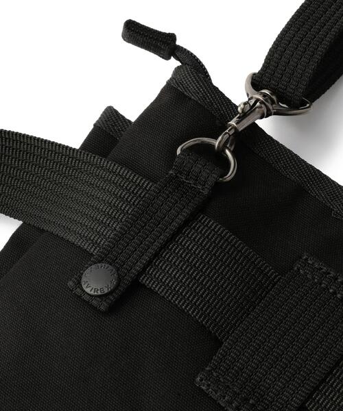 AVIREX(アヴィレックス)の「EAGLE POLYESTER WAIST BAG / AVX342L(ショルダーバッグ・レディース・ベージュ/カーキ・F)」の7枚目の写真